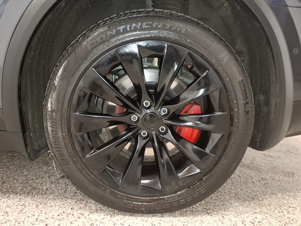 Tesla Model X 75D 4D SUV AWD 2017