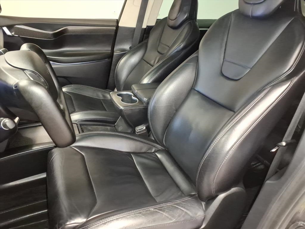 Tesla Model X 75D 4D SUV AWD 2017