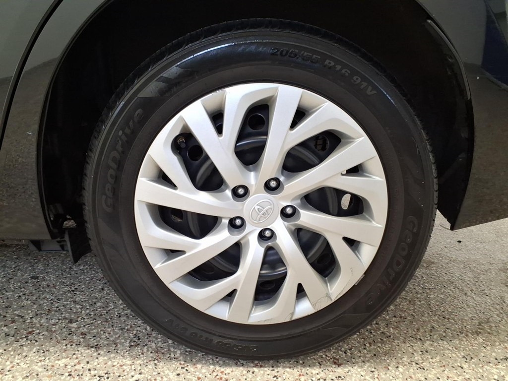 Toyota Corolla LE CVT 2018