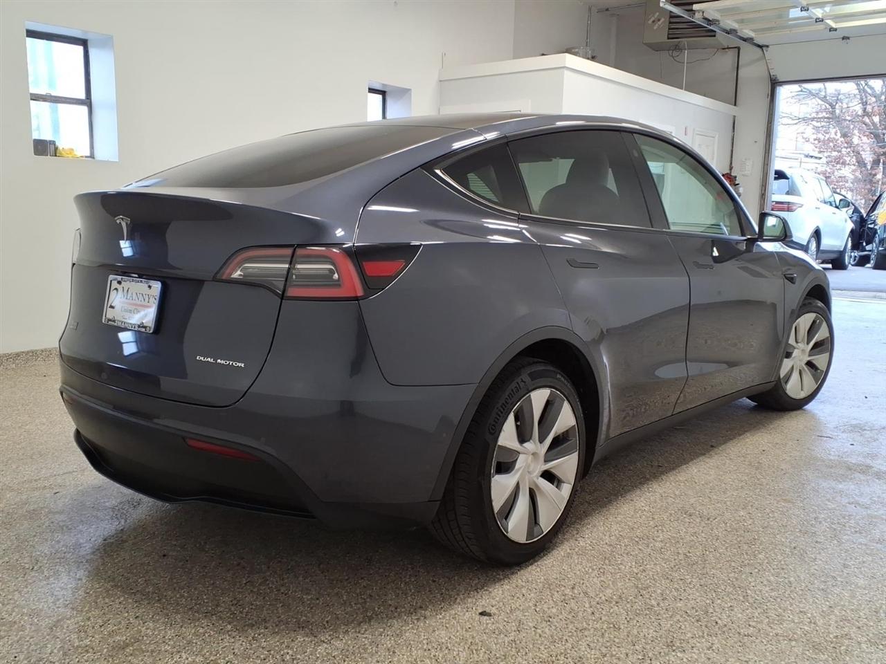 Tesla Model Y Long Range AWD 2021