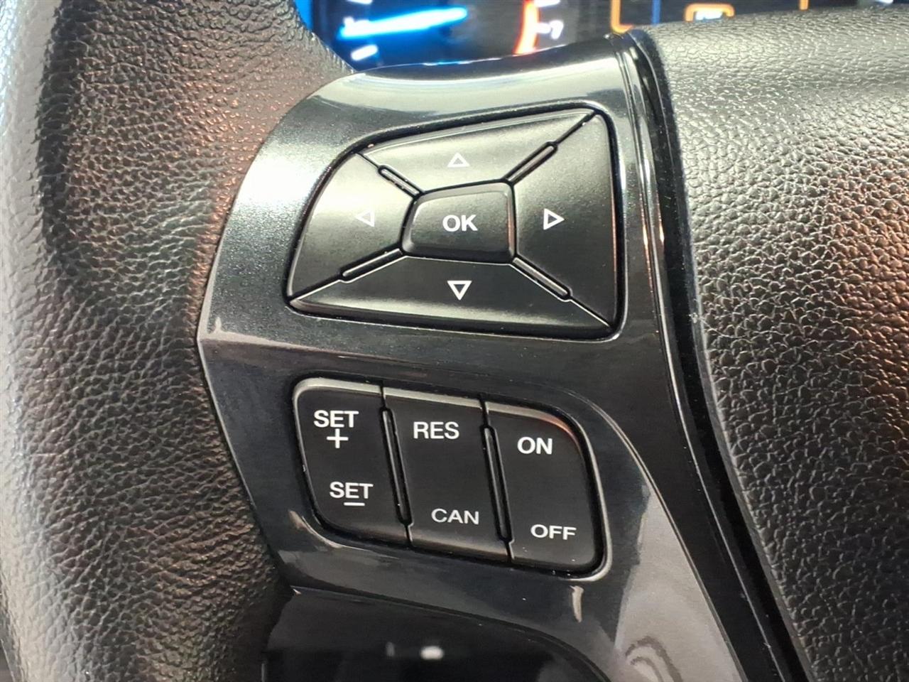 Ford Explorer XLT 4WD 2018