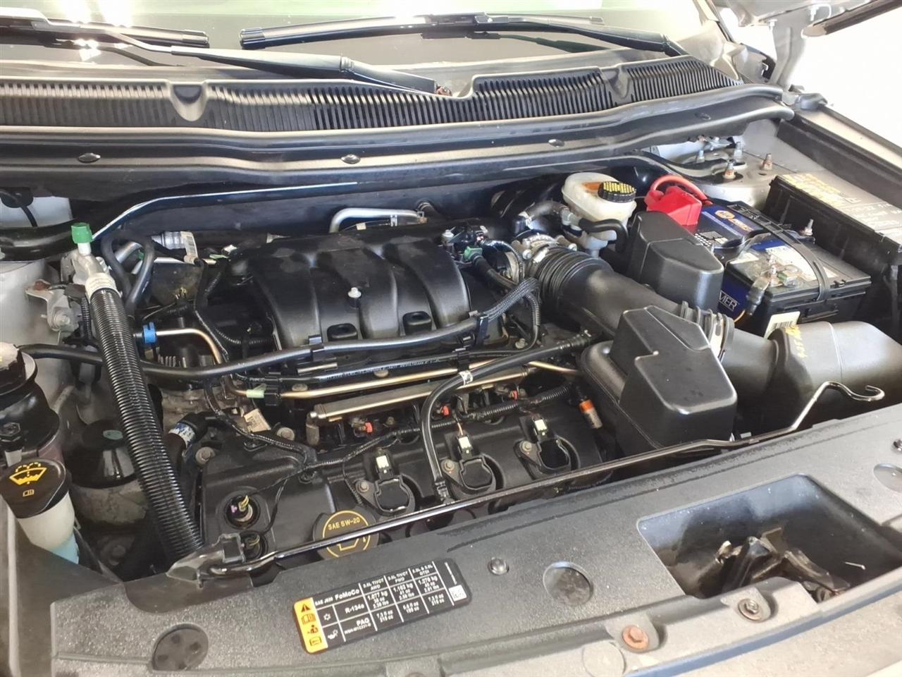 Ford Explorer XLT 4WD 2018