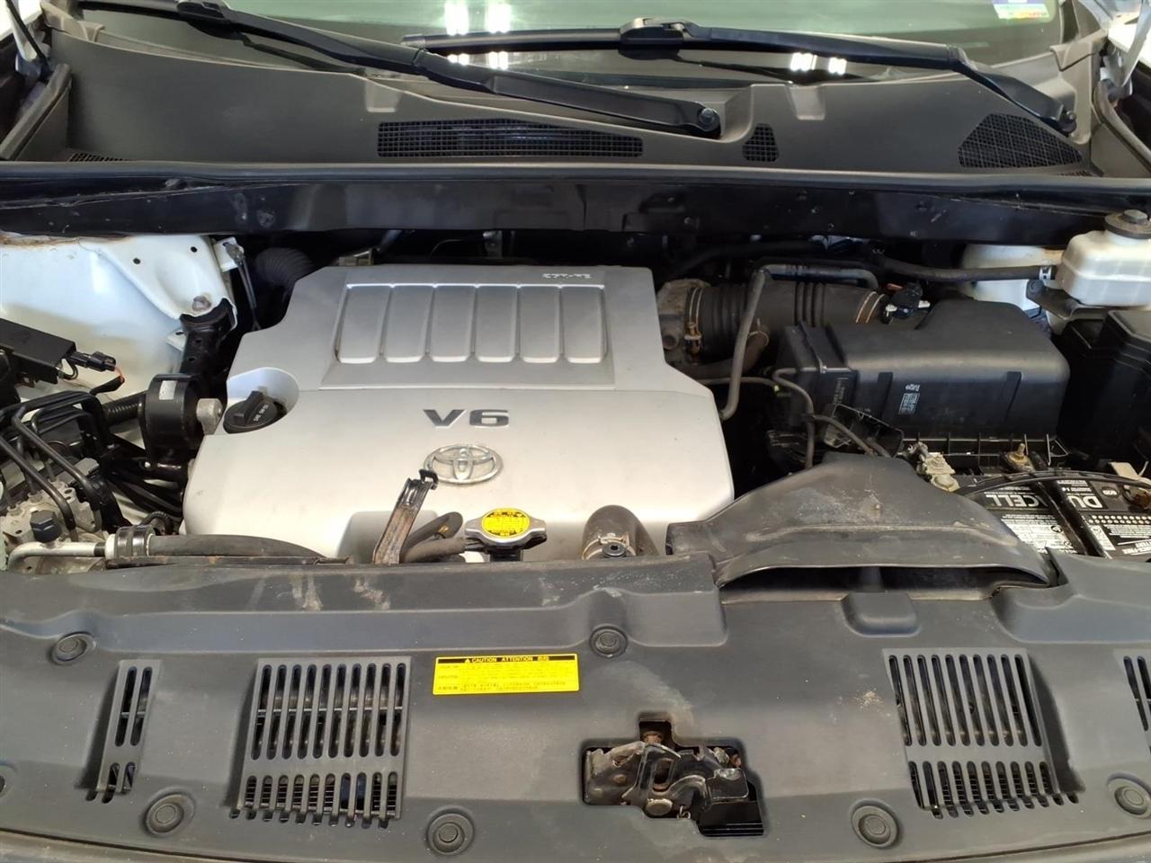 Toyota Highlander Plus 4D SUV 4X4 2013