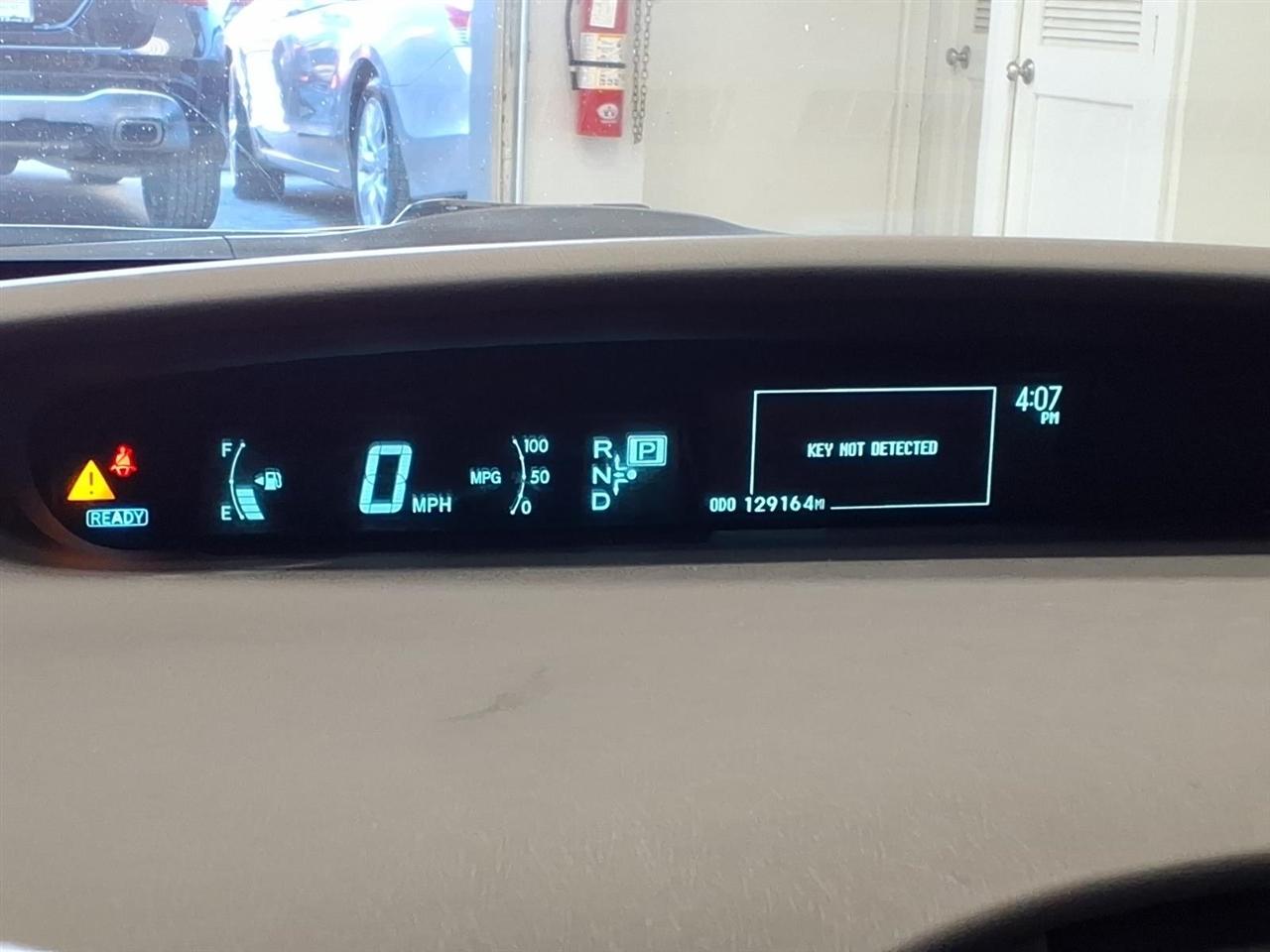 Toyota Prius Two 4D Hatchback 2014