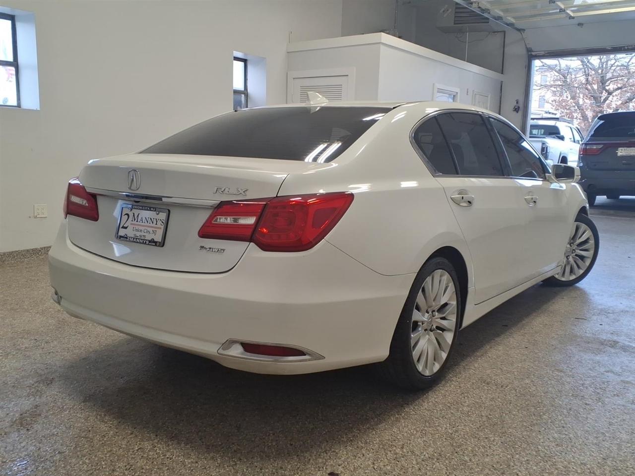 Acura RLX 4dr Sdn Tech Pkg 2014