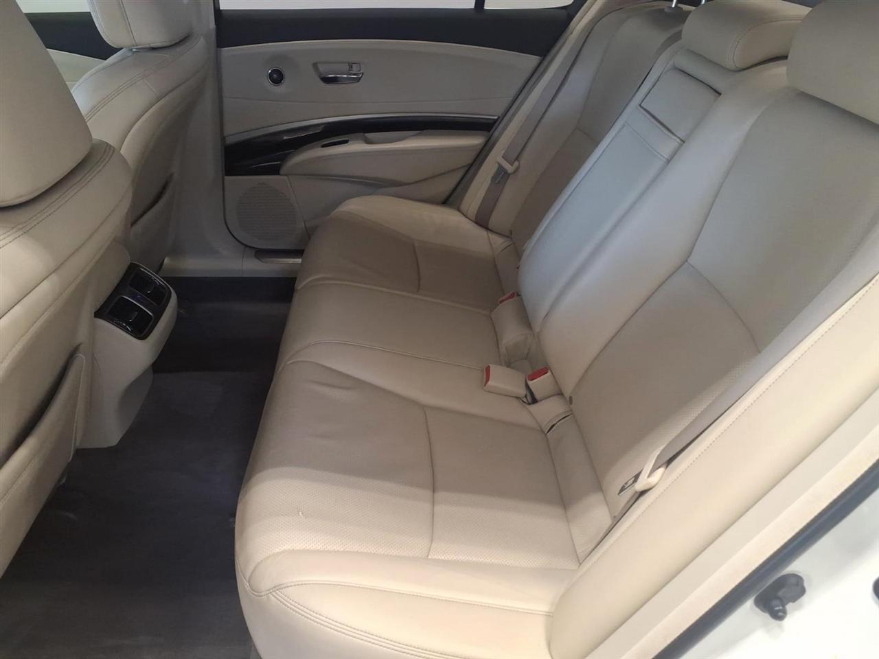 Acura RLX 4dr Sdn Tech Pkg 2014