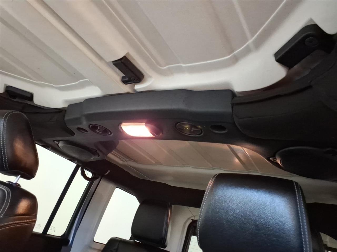 Jeep Wrangler Unlimited 4WD 4dr Sahara 2013