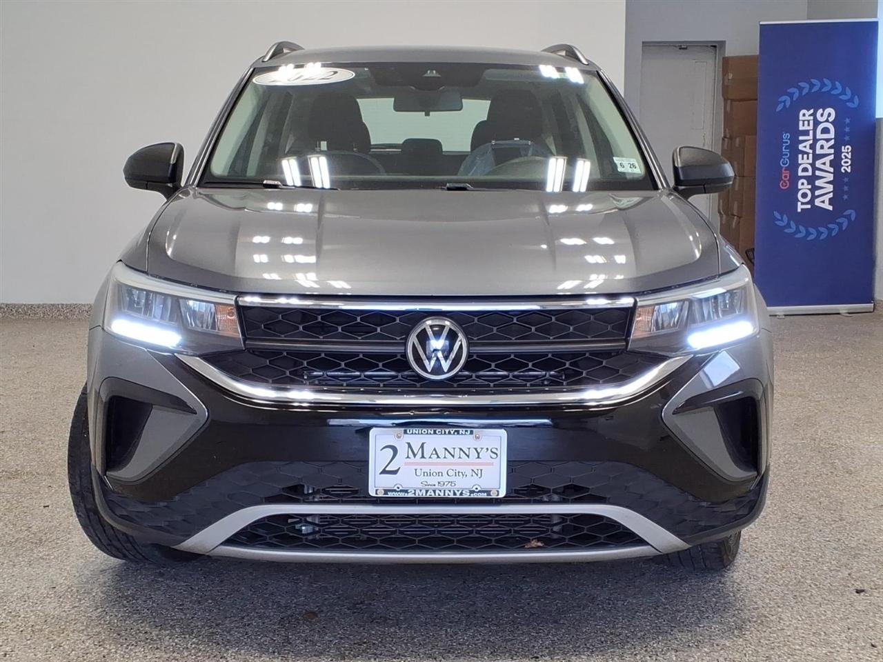 Volkswagen Taos S FWD 2022