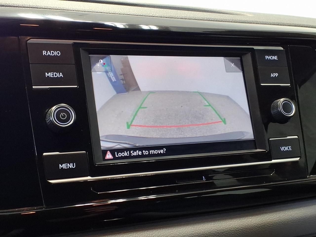 Volkswagen Taos S FWD 2022