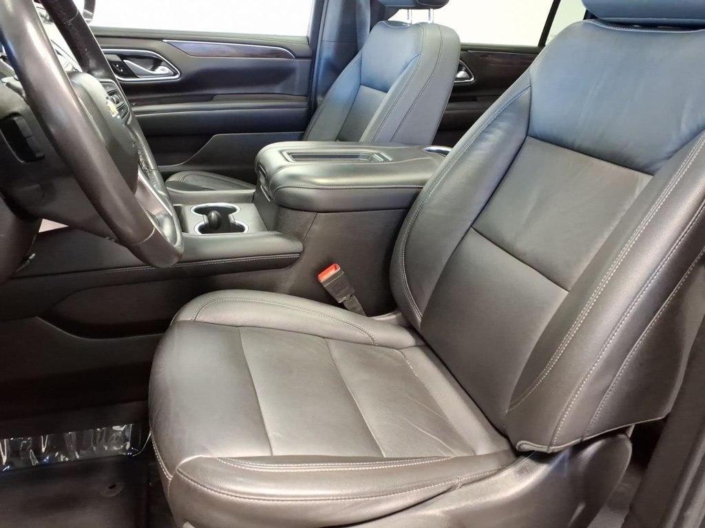 Chevrolet Suburban 4WD 4dr LT 2021