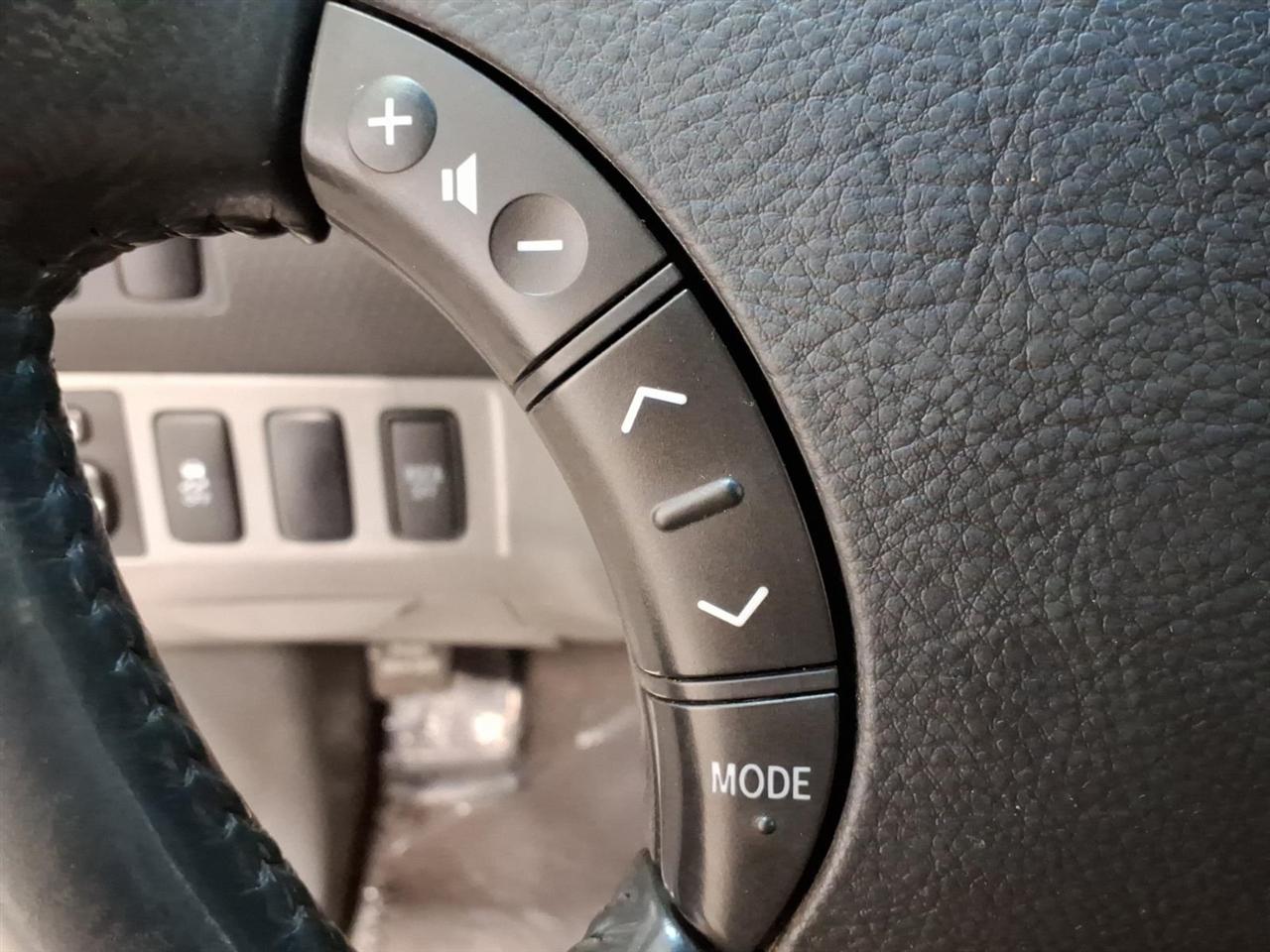 Toyota Tacoma 2WD Access I4 AT (Natl) 2010