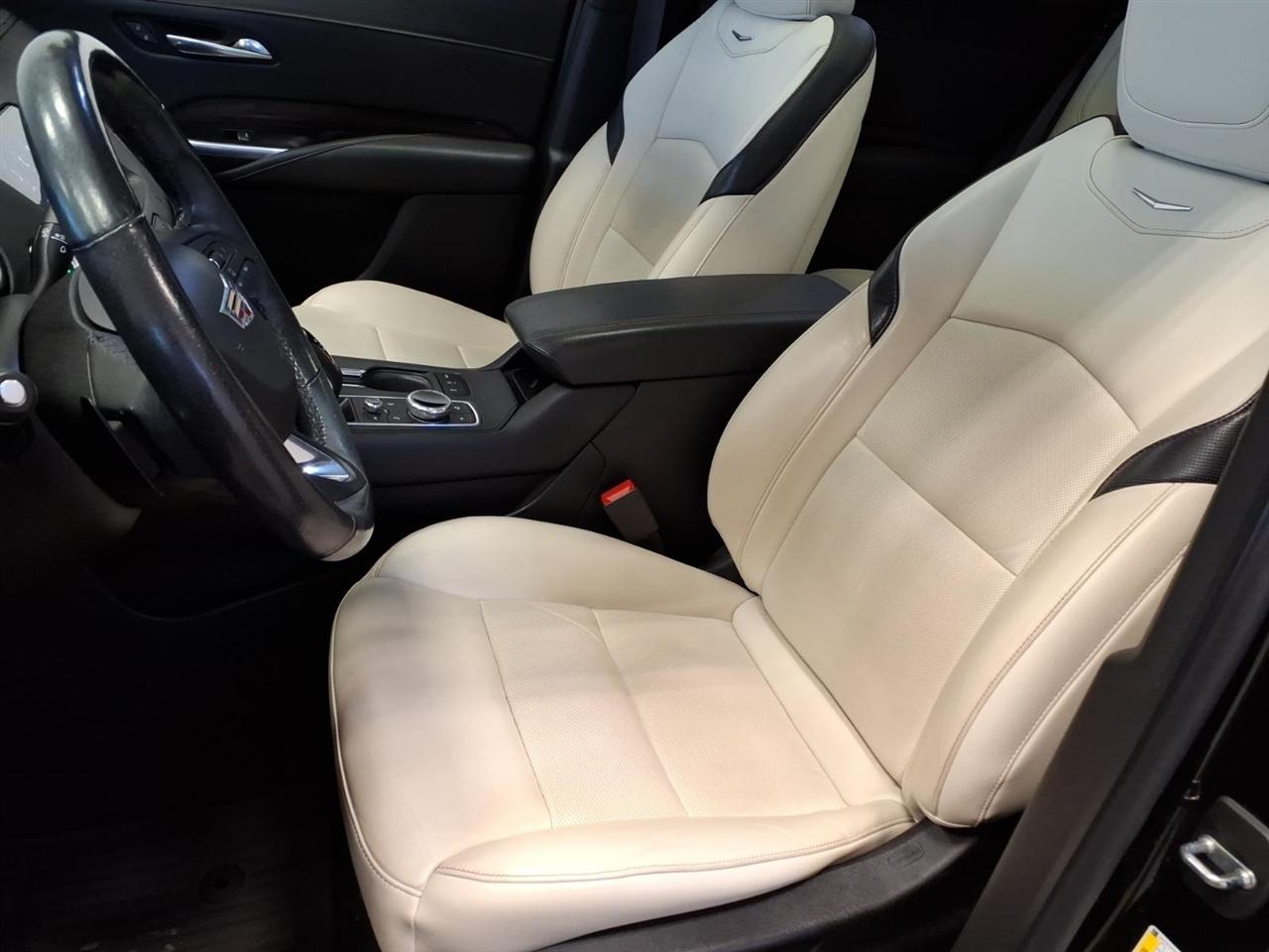 Cadillac XT4 AWD 4dr Sport 2019