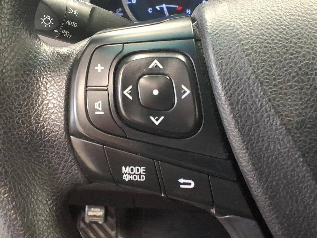 Toyota Camry LE 6-Spd AT 2017