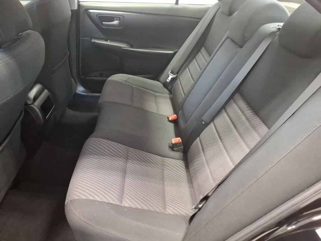 Toyota Camry LE 6-Spd AT 2017