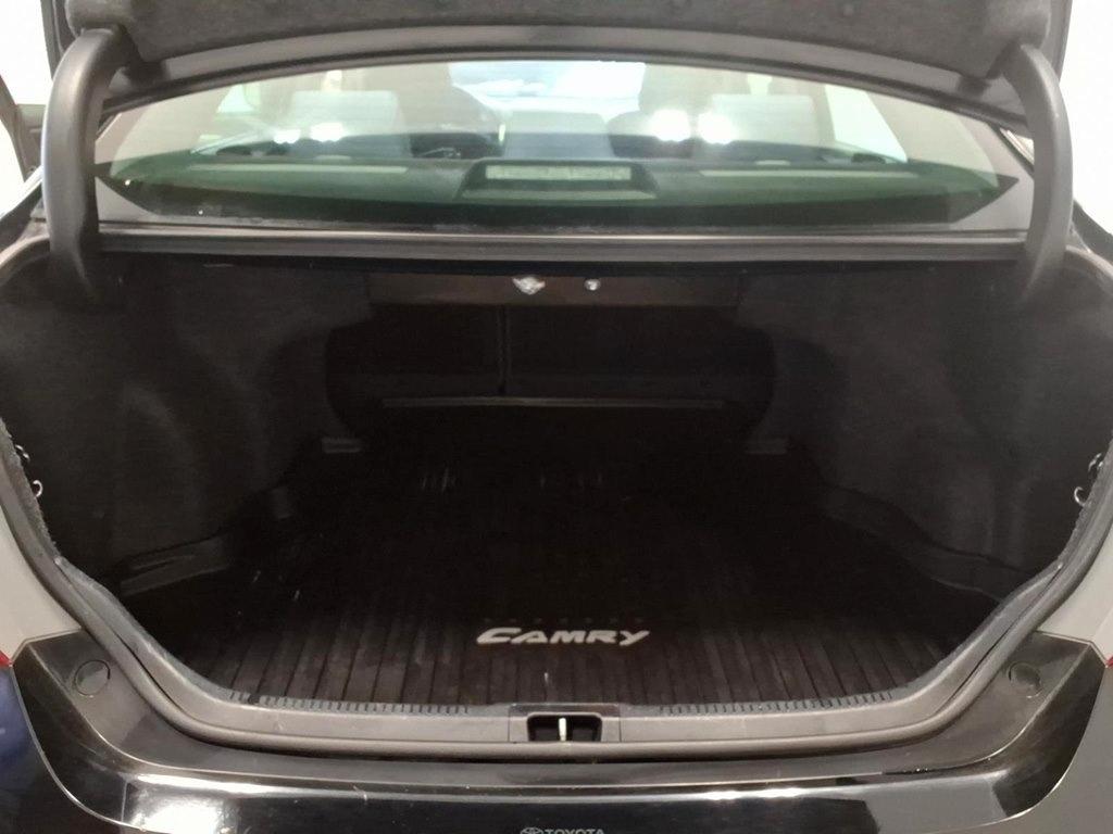 Toyota Camry LE 6-Spd AT 2017