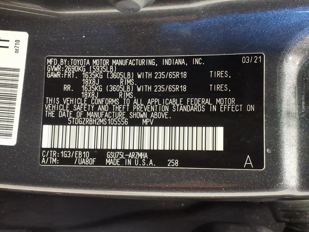 Toyota Highlander XLE AWD (Natl) 2021