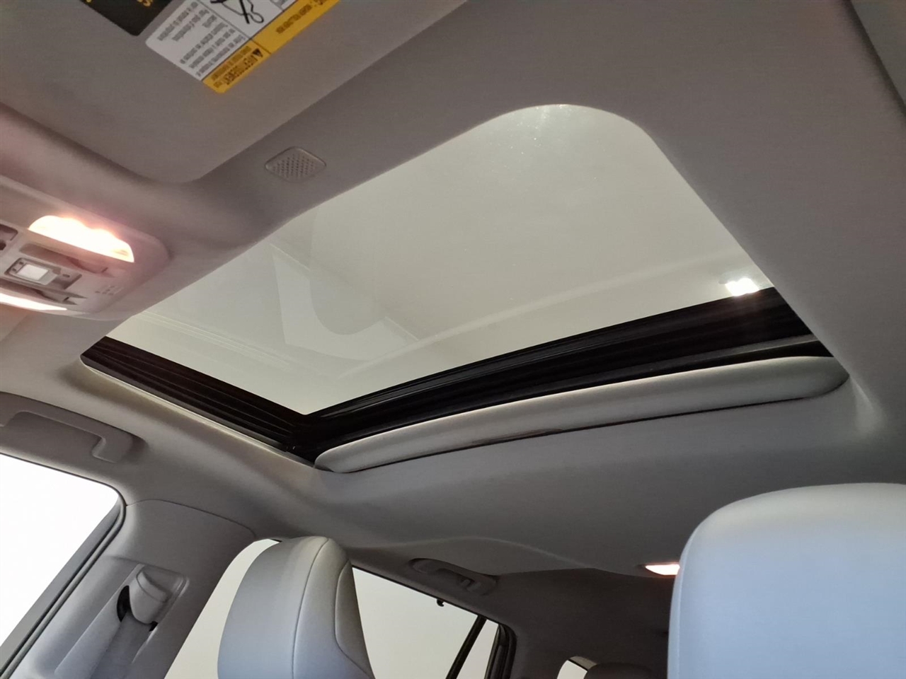 Toyota Highlander XLE AWD (Natl) 2021