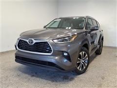 2021 Toyota Highlander 