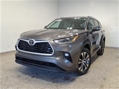 2021 Toyota Highlander 