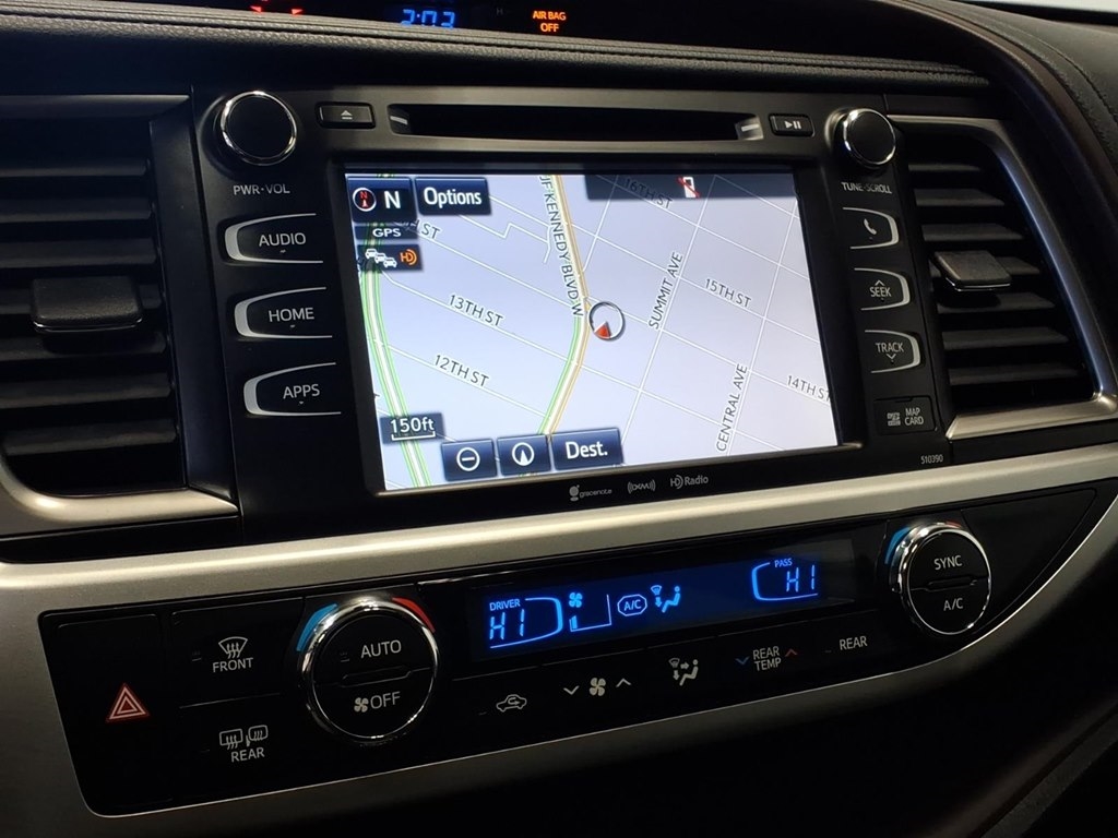 Toyota Highlander XLE AWD V6 2019