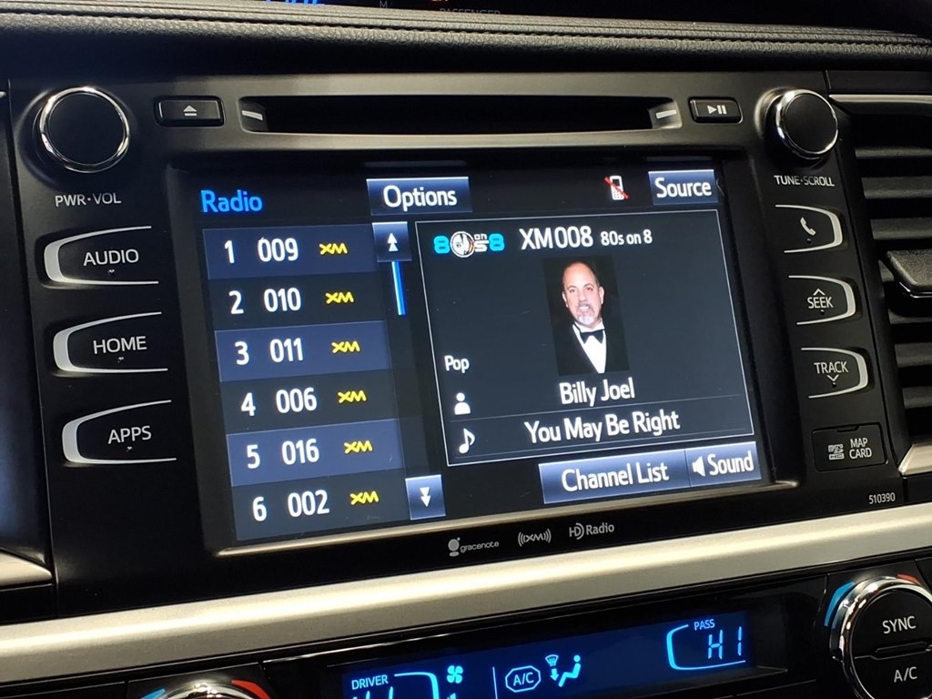 Toyota Highlander XLE AWD V6 2019