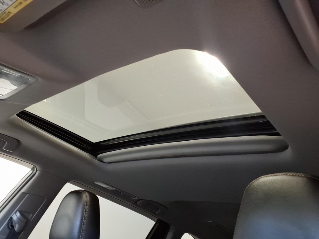 Toyota Highlander XLE AWD V6 2019