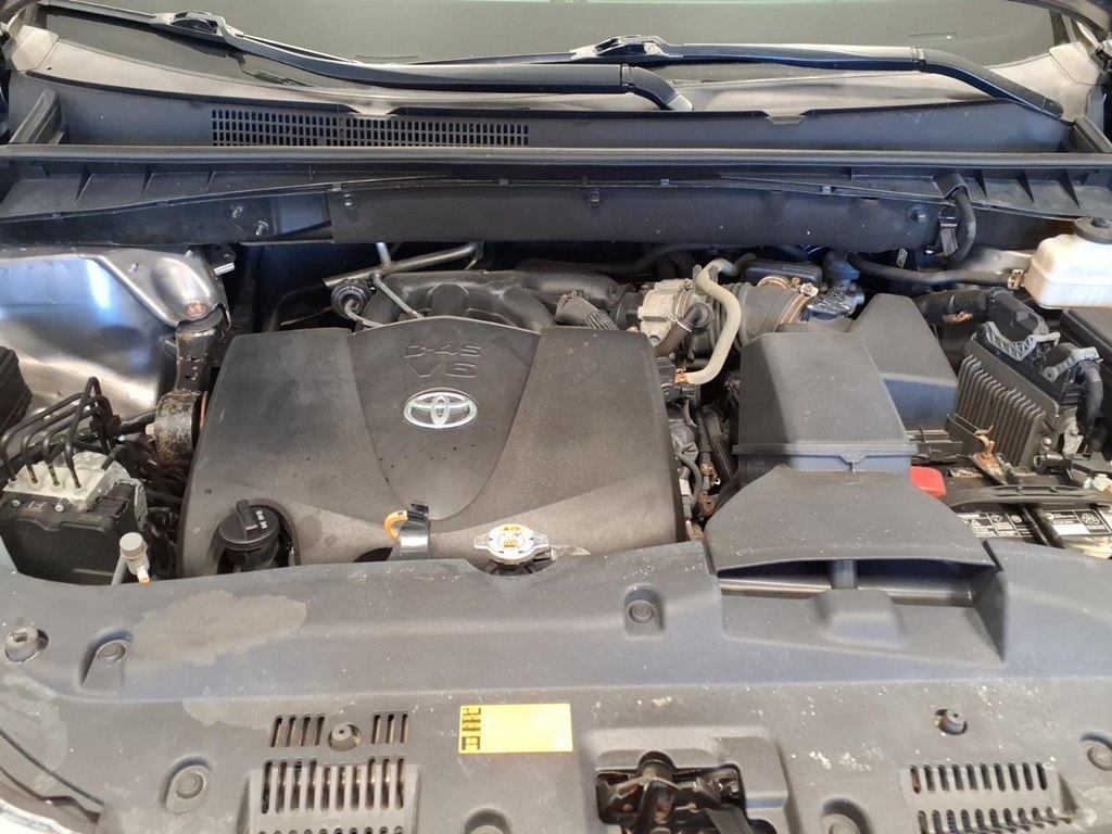 Toyota Highlander XLE AWD V6 2019