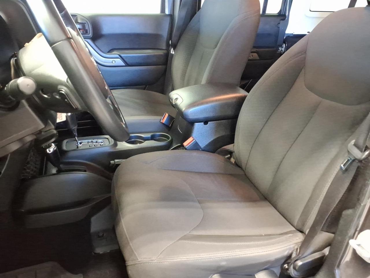 Jeep Wrangler Unlimited Sport S 4x4 2017