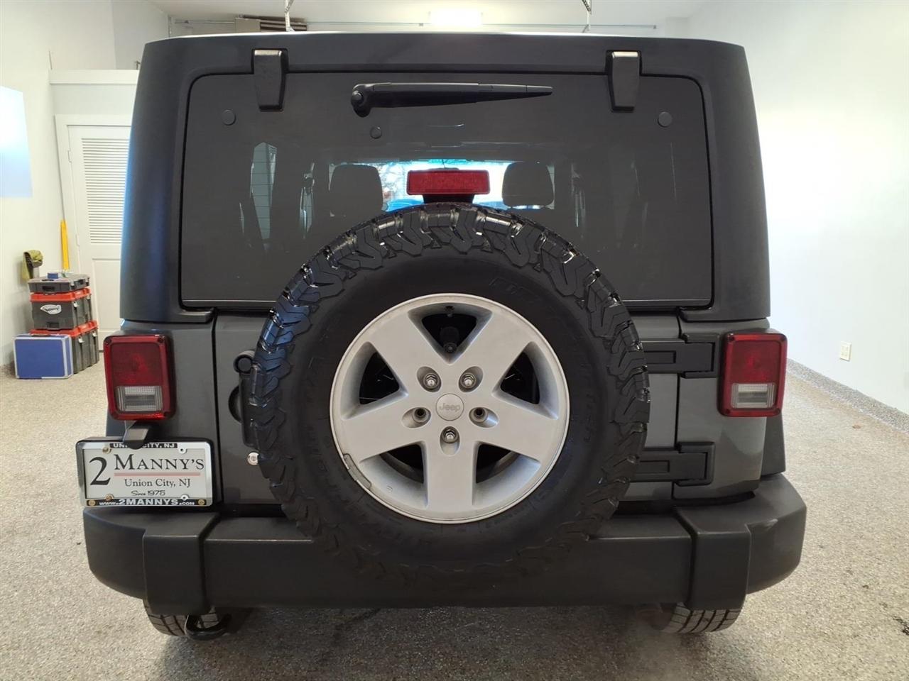 Jeep Wrangler Unlimited Sport S 4x4 2017