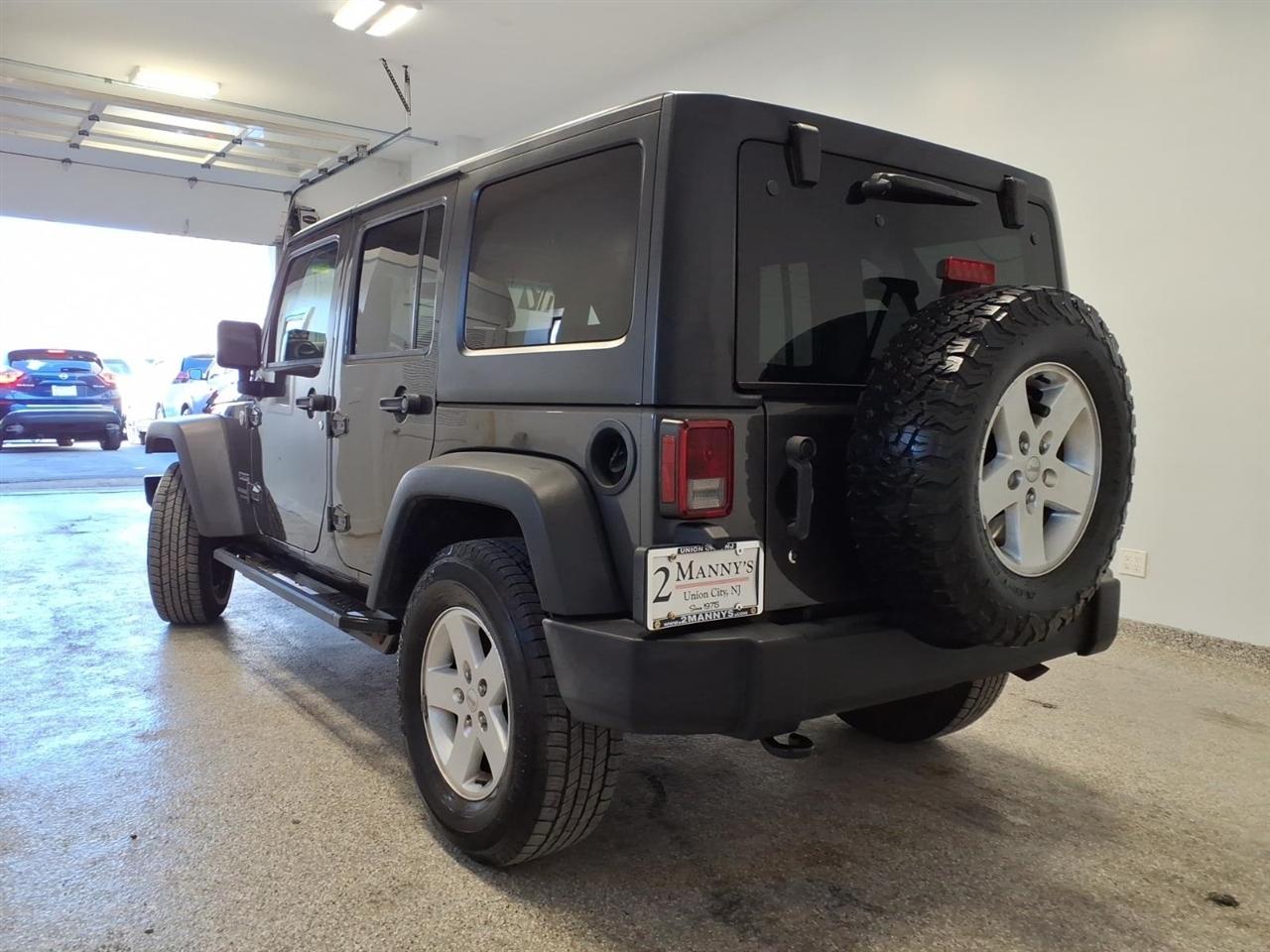 Jeep Wrangler Unlimited Sport S 4x4 2017