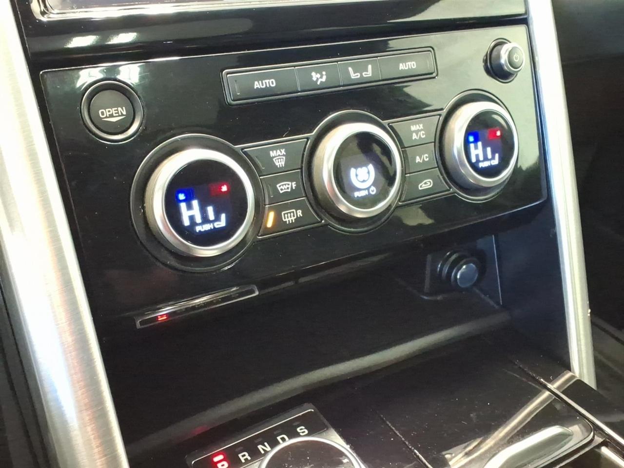 2017 Land Rover Discovery HSE - Photo 15