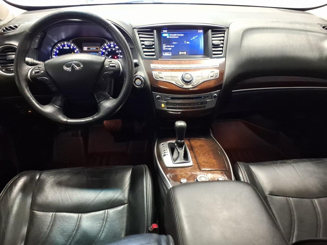 Infiniti JX35 FWD 4dr 2013