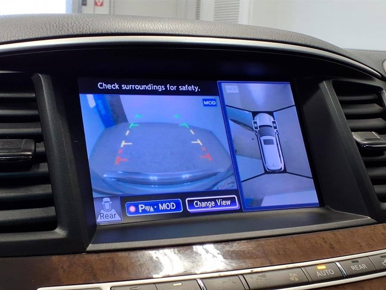 Infiniti JX35 FWD 4dr 2013