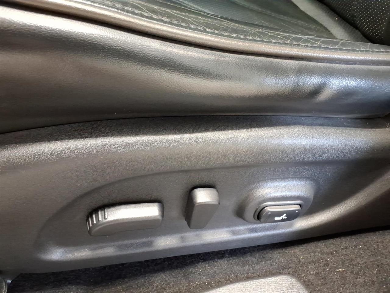 Infiniti JX35 FWD 4dr 2013