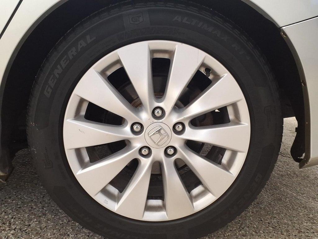 Toyota Corolla 4dr Sdn Auto LE (Natl) 2015