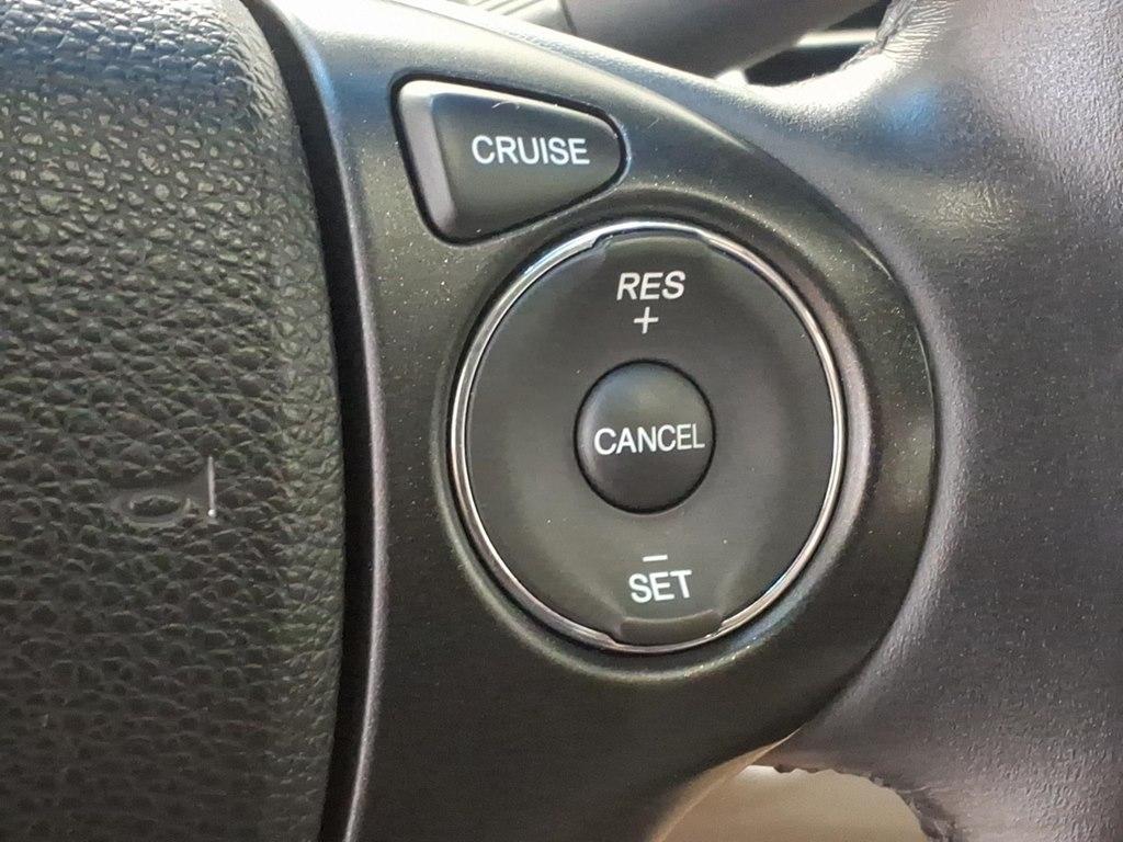 Toyota Corolla 4dr Sdn Auto LE (Natl) 2015