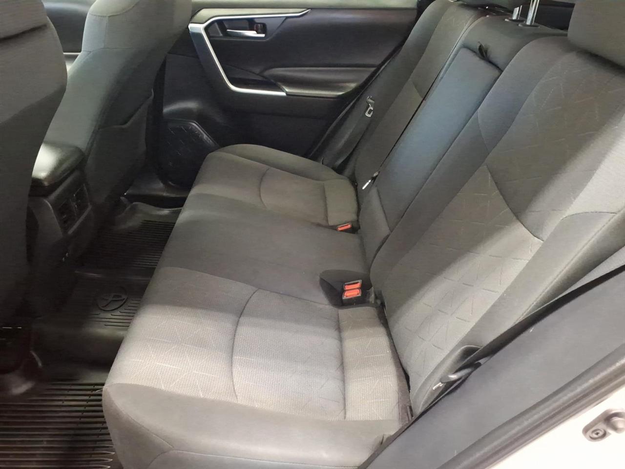 Toyota RAV4 XLE AWD (Natl) 2019