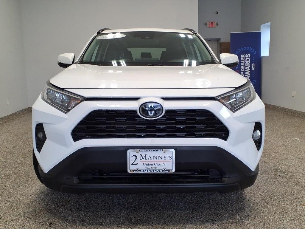 Toyota RAV4 XLE AWD (Natl) 2019