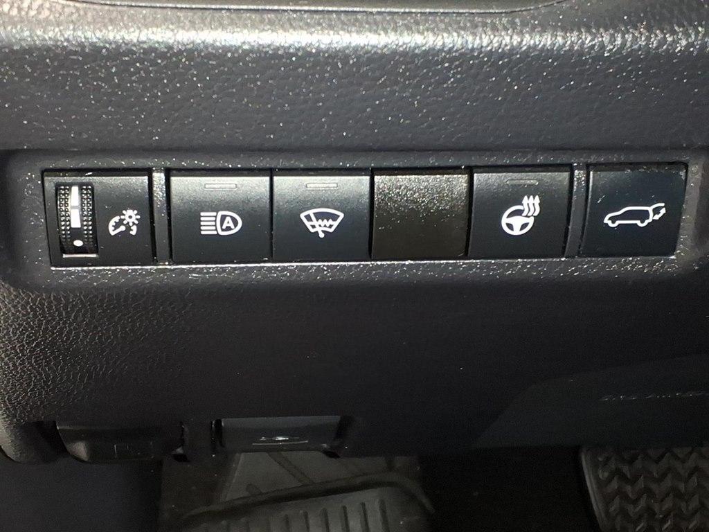 Toyota RAV4 XLE AWD (Natl) 2019