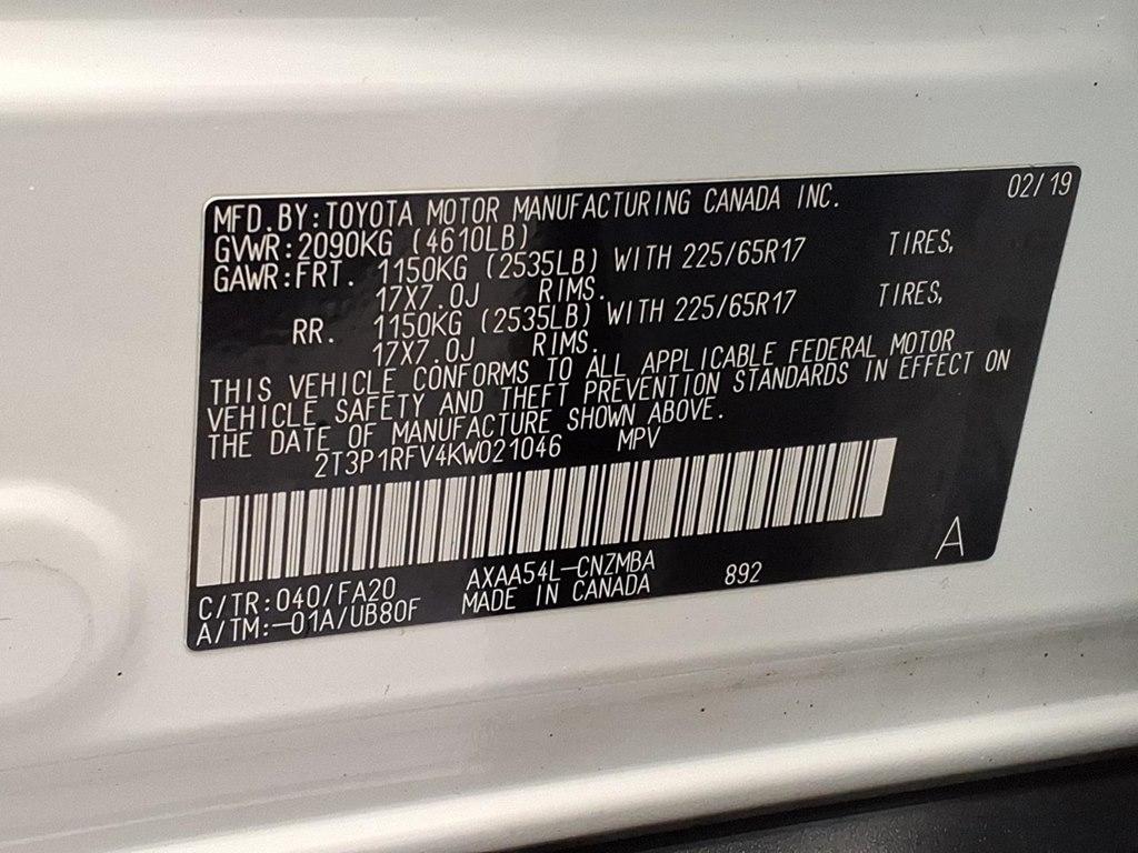 Toyota RAV4 XLE AWD (Natl) 2019