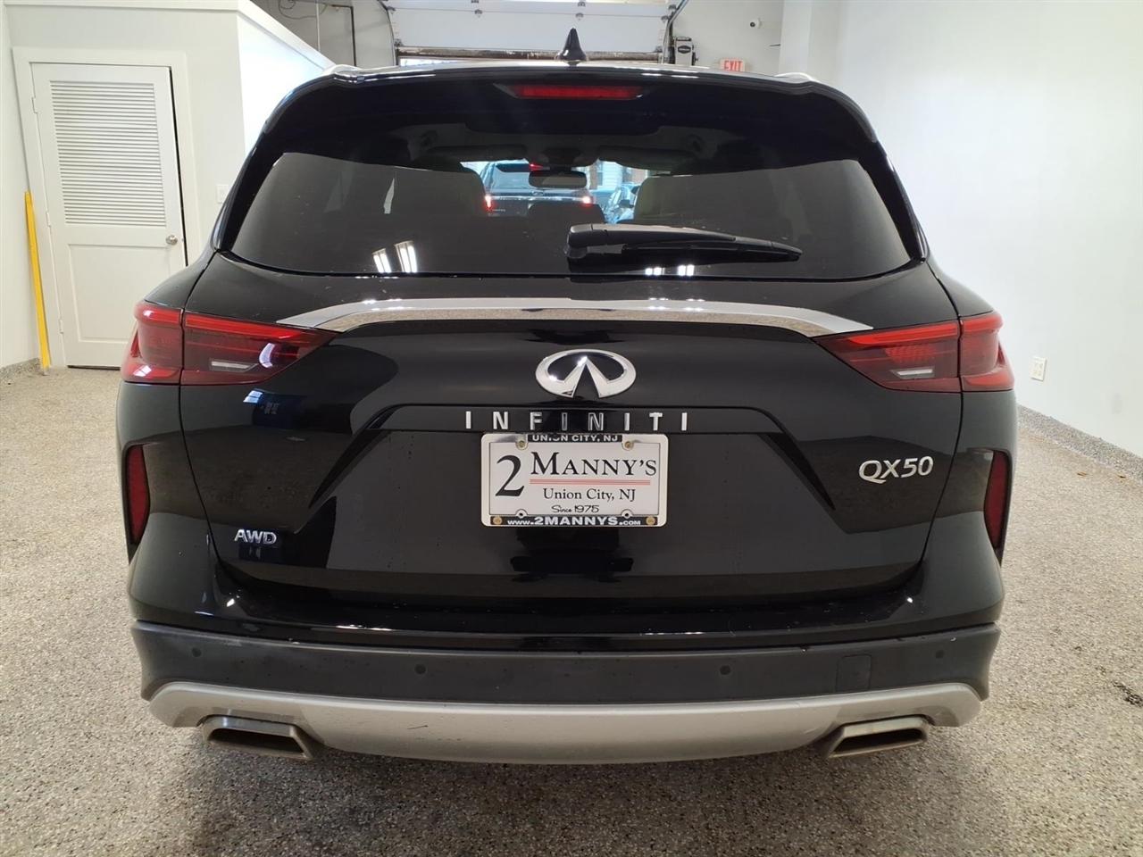 Infiniti QX50 LUXE AWD 2021