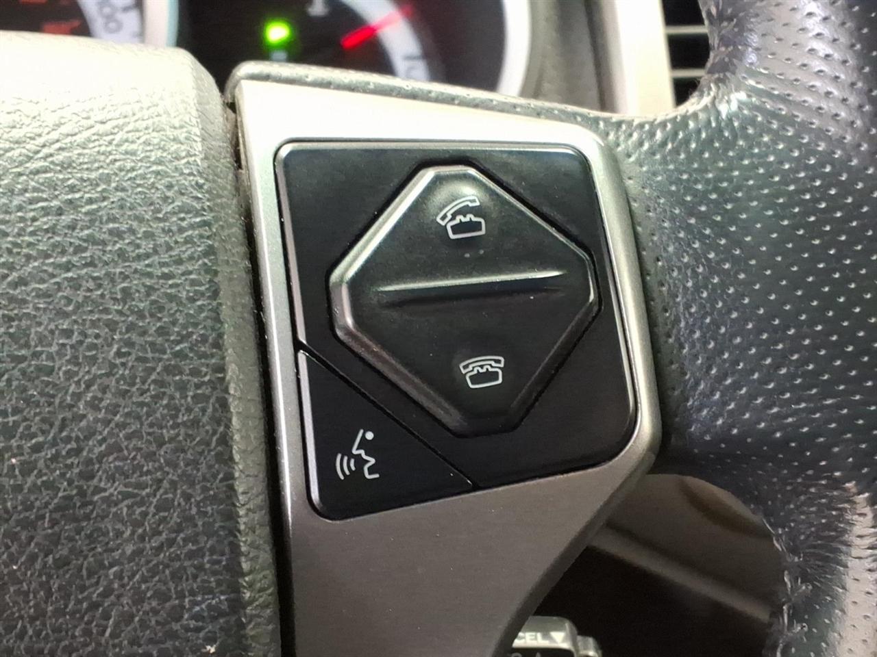 Toyota Tacoma 4WD Access Cab V6 AT (Natl) 2015