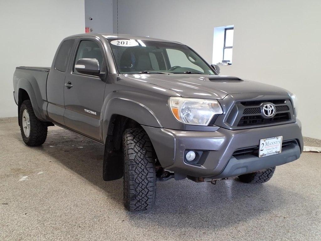 Toyota Tacoma 4WD Access Cab V6 AT (Natl) 2015
