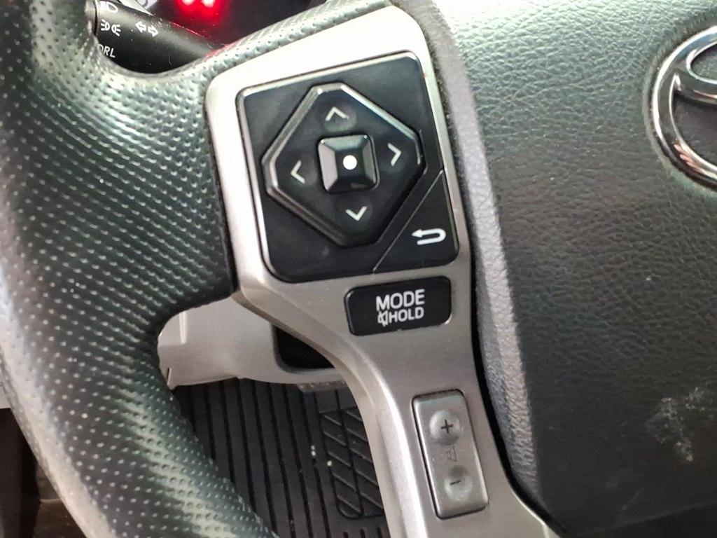 Toyota Tacoma 4WD Access Cab V6 AT (Natl) 2015