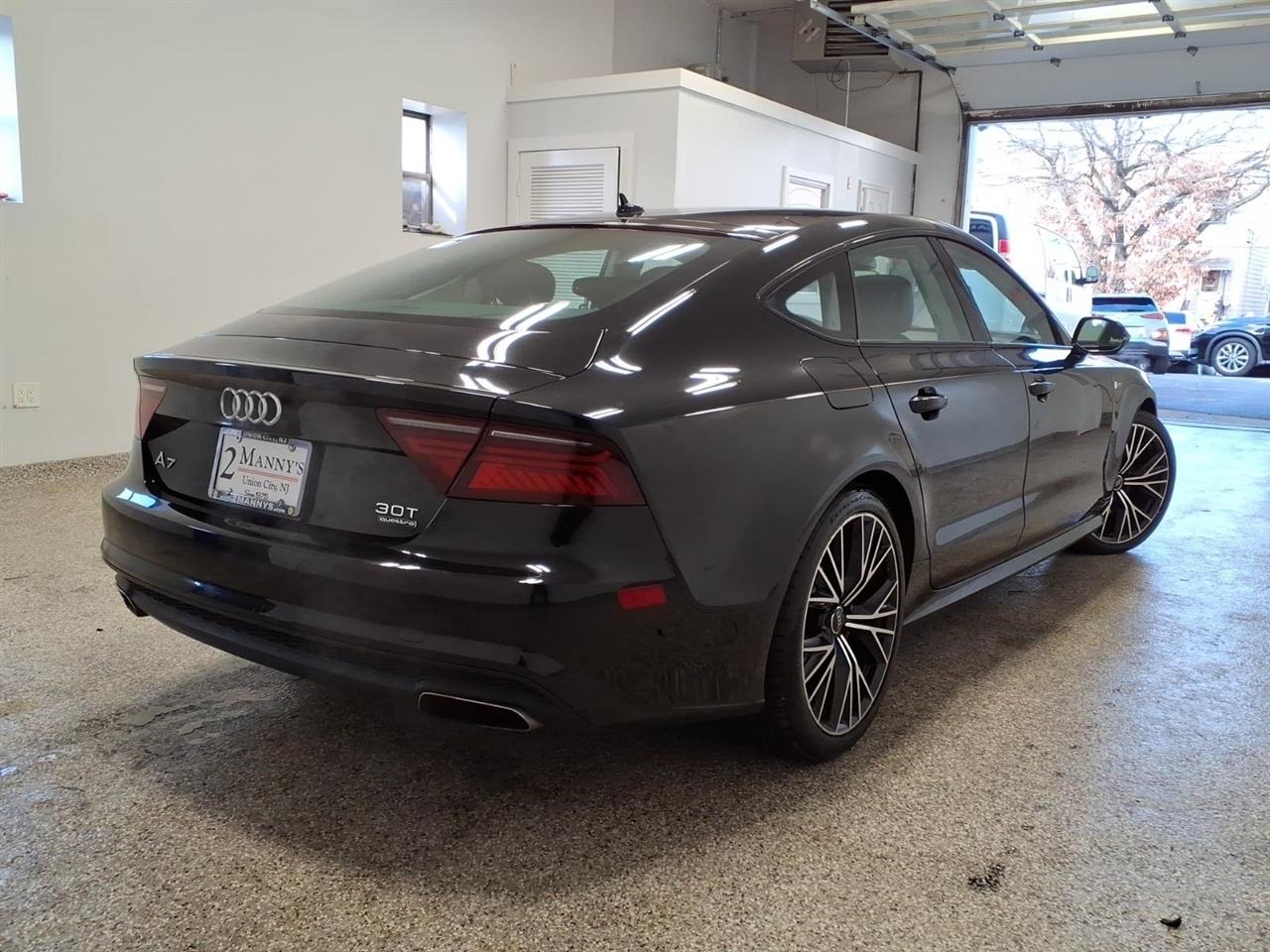 Audi A7 4dr HB quattro 3.0 Premium Plus 2016