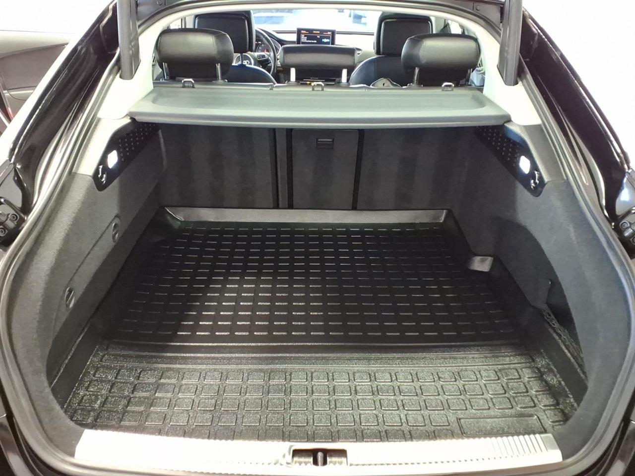 Audi A7 4dr HB quattro 3.0 Premium Plus 2016