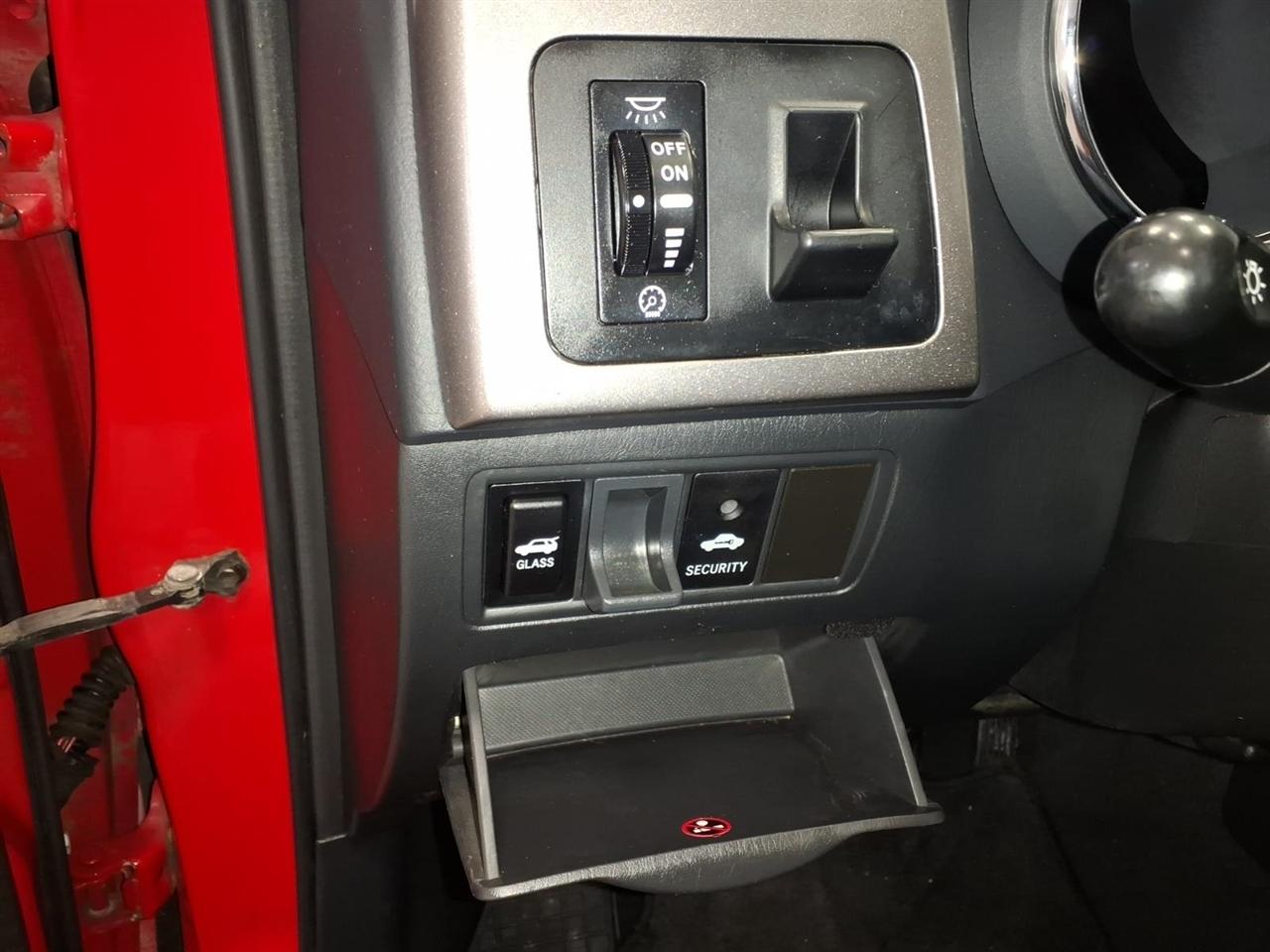 Toyota Matrix 4dr Wgn Auto FWD 2005