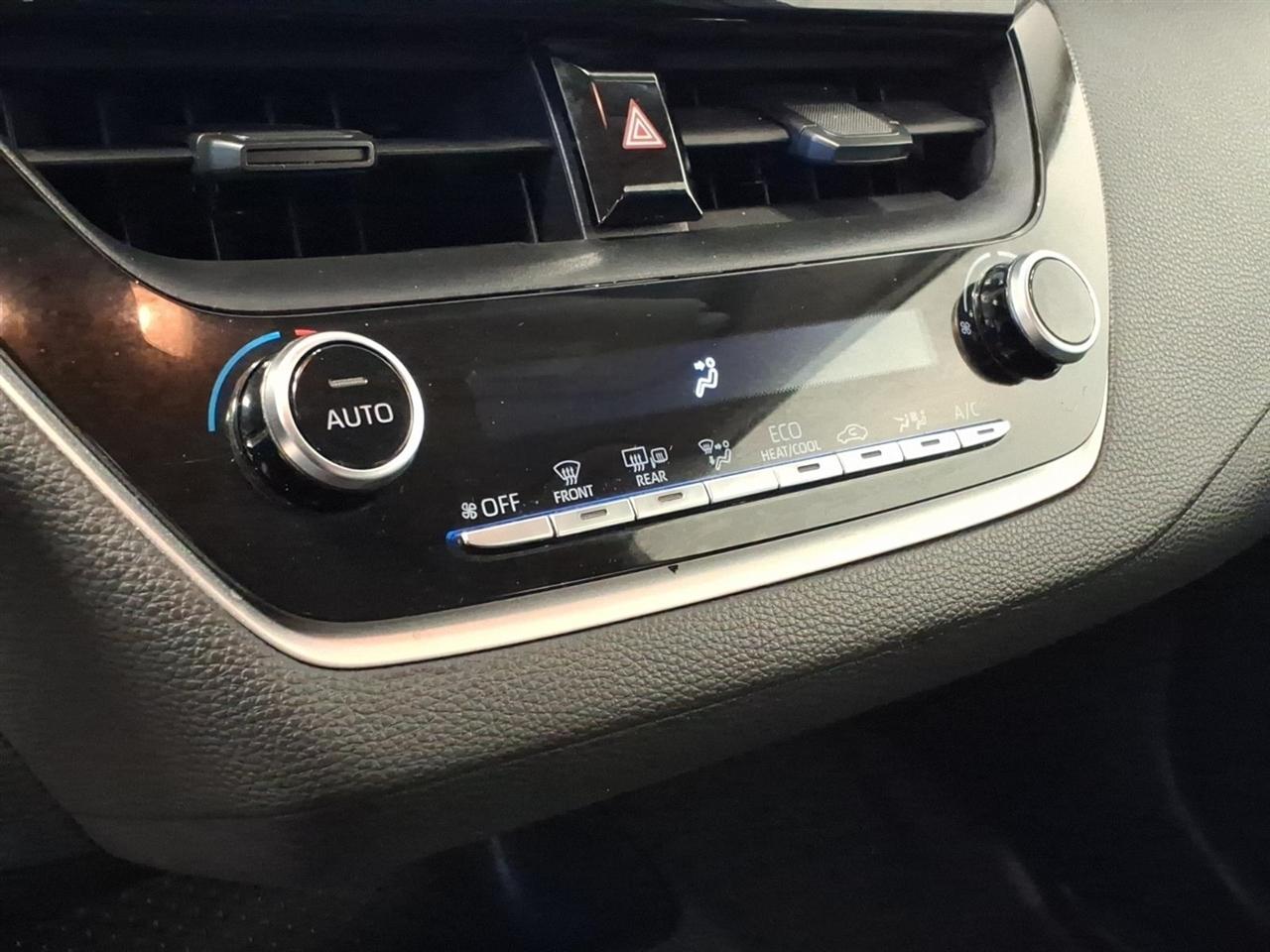 Toyota Corolla Hybrid LE CVT (Natl) 2020