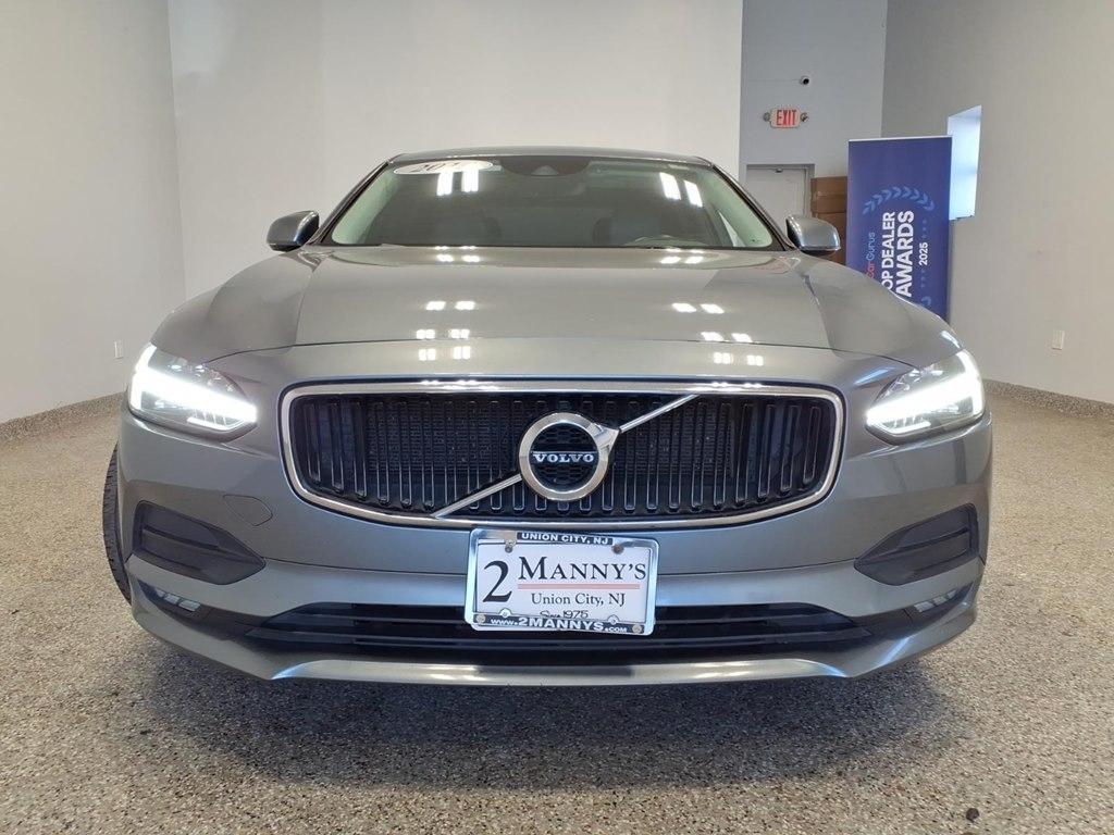 Volvo S90 T5 FWD Momentum 2019