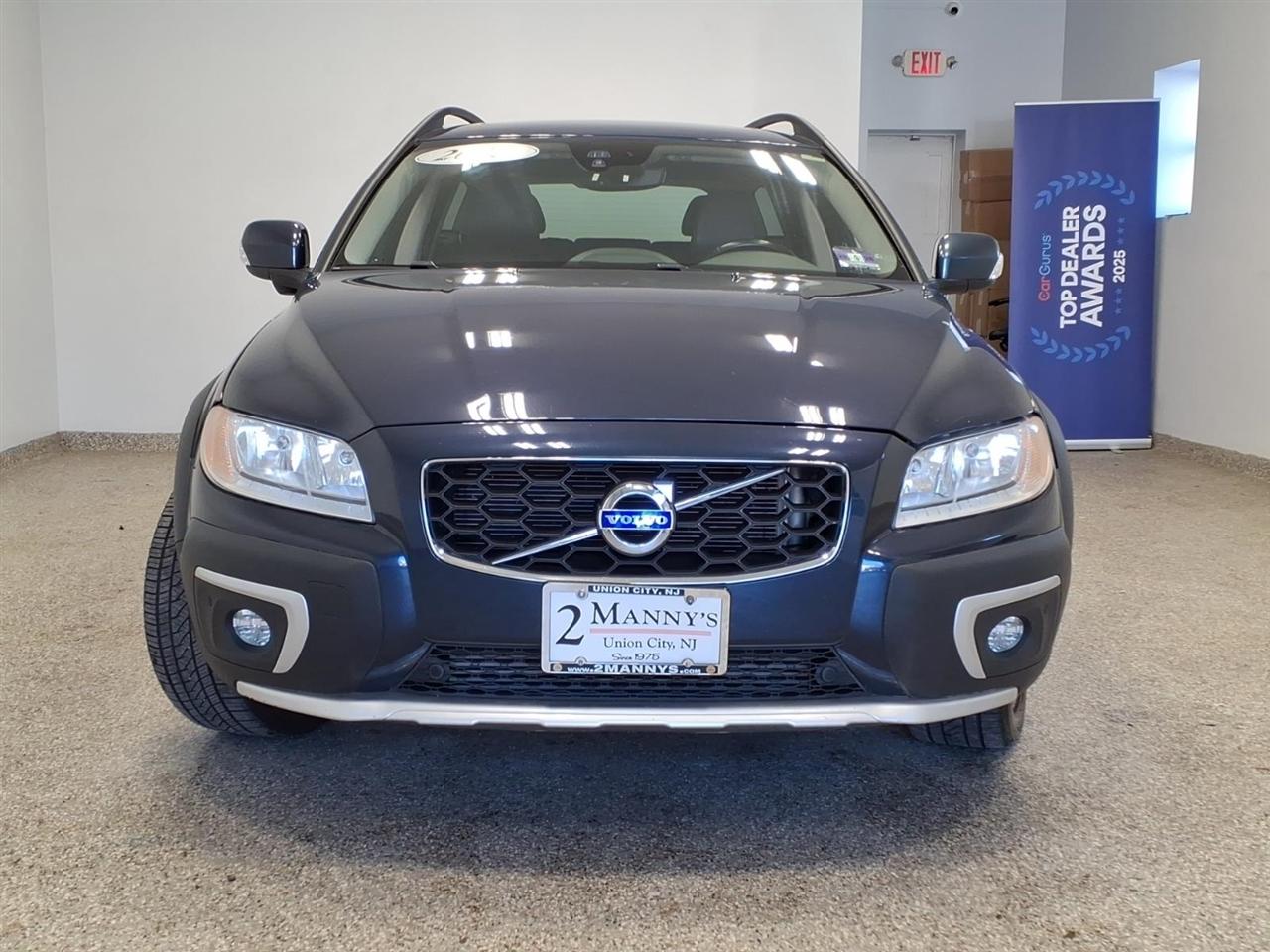 Volvo XC70 2015.5 AWD 4dr Wgn T6 2015